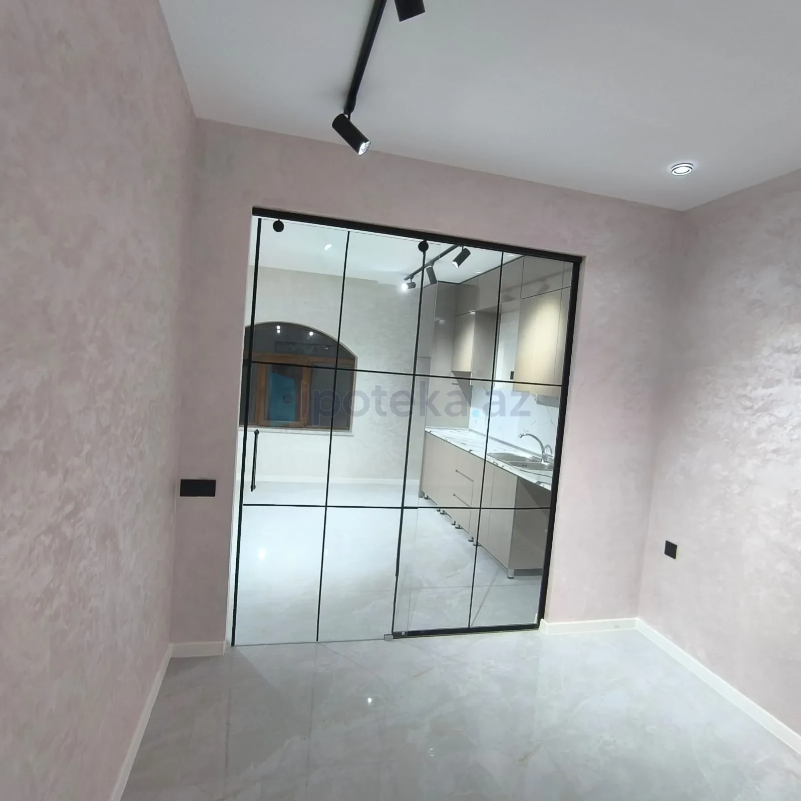 Satılır 2 otaqlı yeni tikili 35 m²