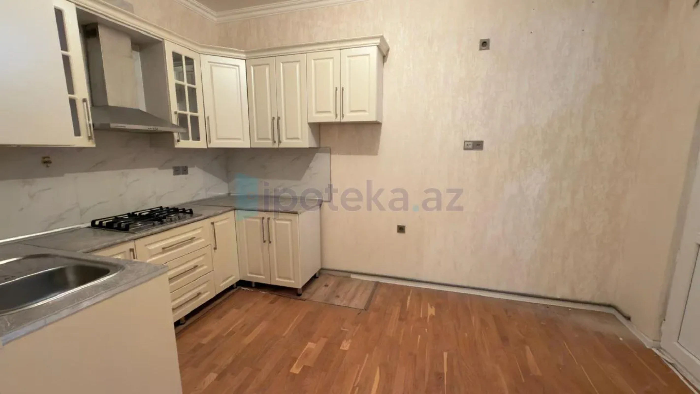 Satılır 3 otaqlı yeni tikili 66 m²