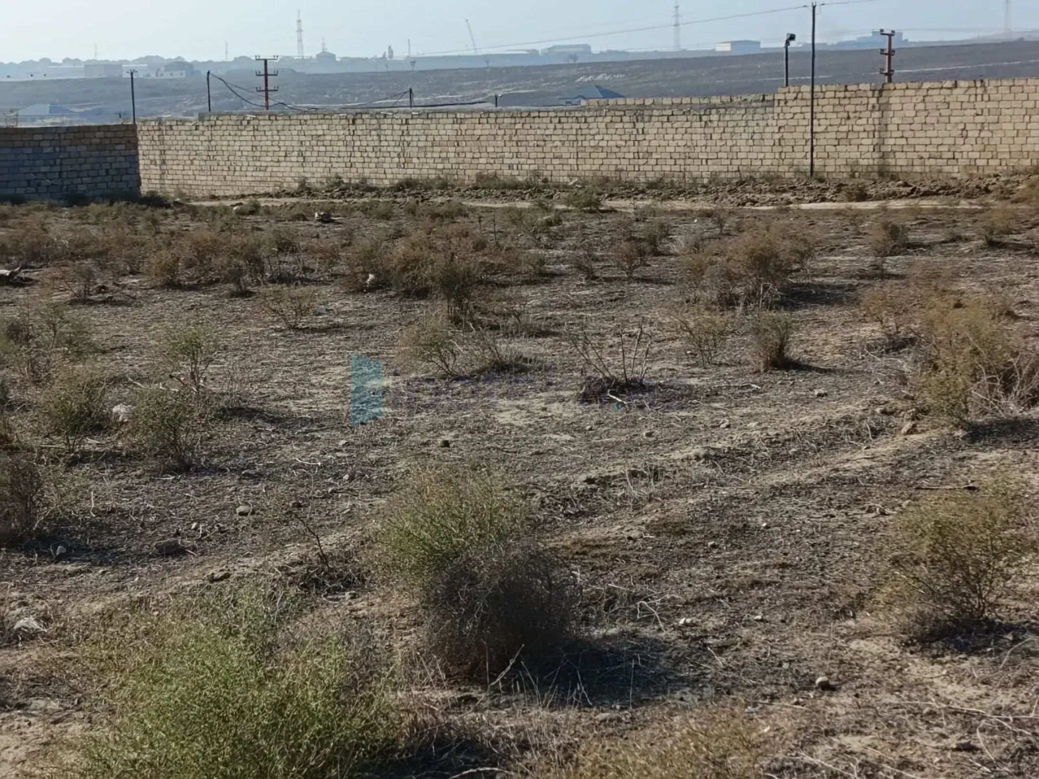 Satılır torpaq sahəsi 12 m²