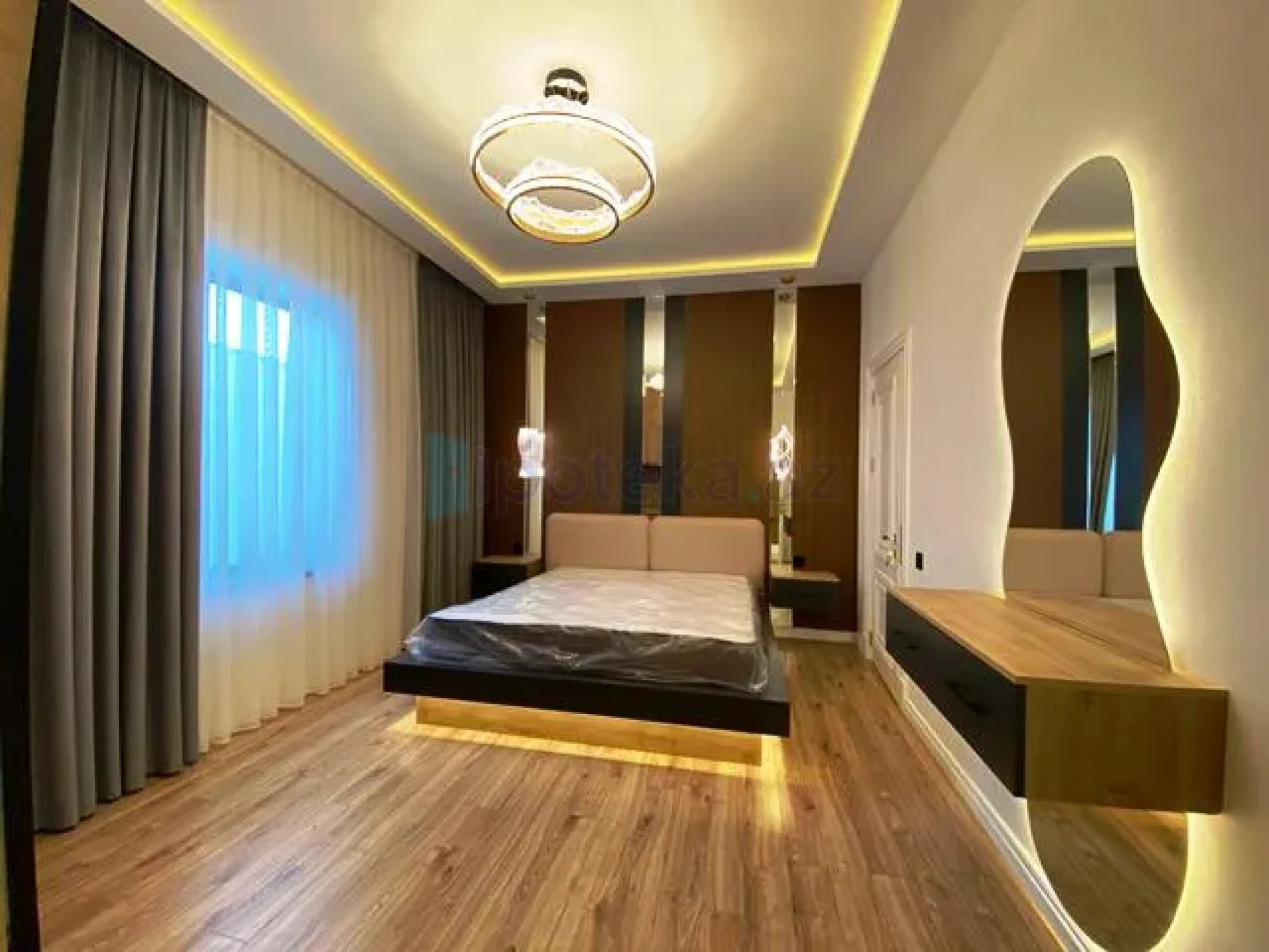 Satılır 4 otaqlı həyət evi 140 m²