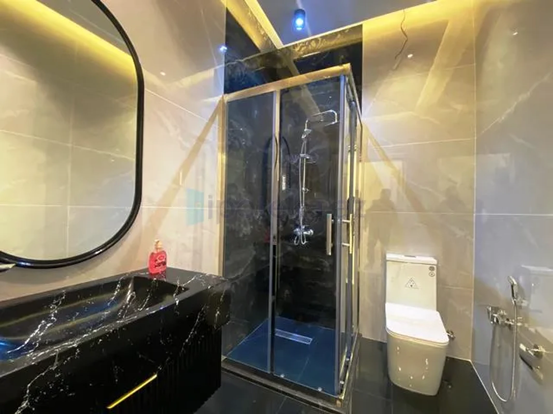 Satılır 4 otaqlı həyət evi 140 m²