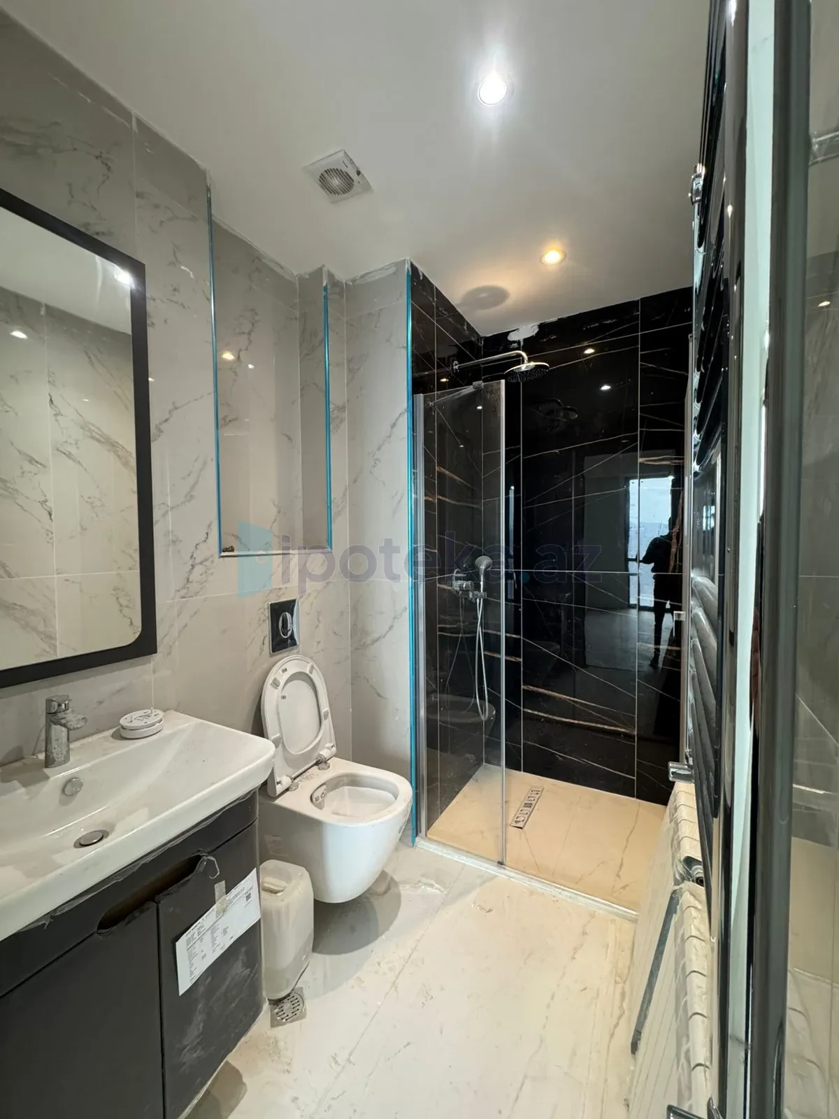 Satılır 3 otaqlı yeni tikili 82.72 m²