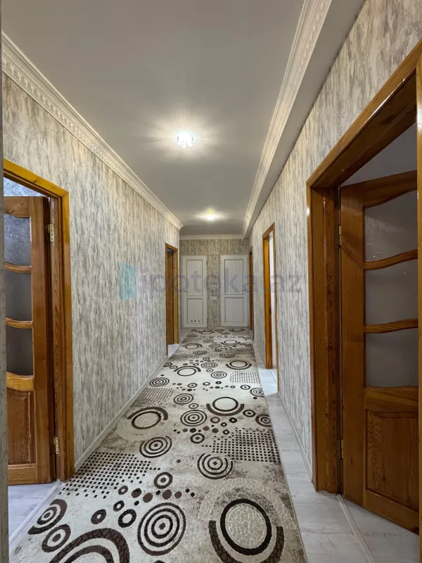 Satılır 5 otaqlı köhnə tikili 110 m²