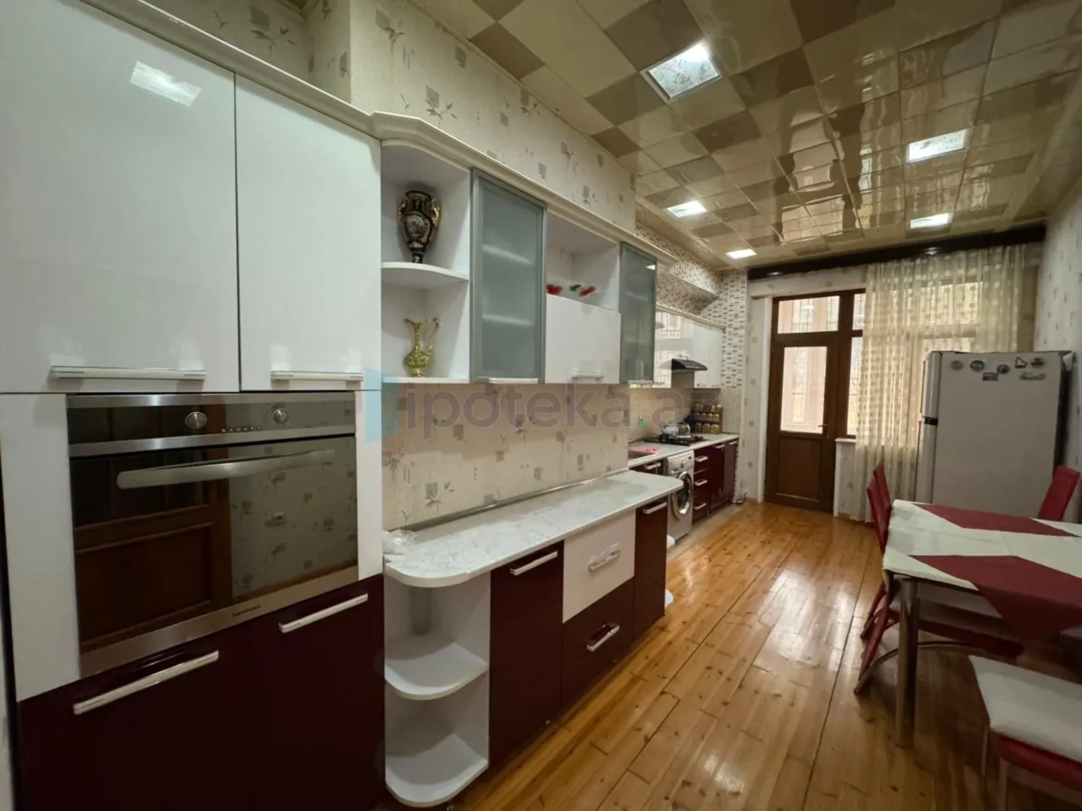 Satılır 3 otaqlı yeni tikili 151 m²