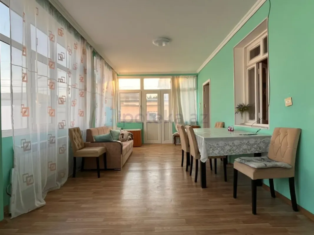 Satılır 4 otaqlı həyət evi 120 m²