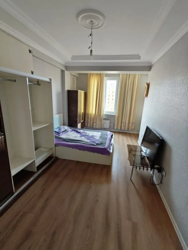 Satılır 2 otaqlı yeni tikili 58 m²