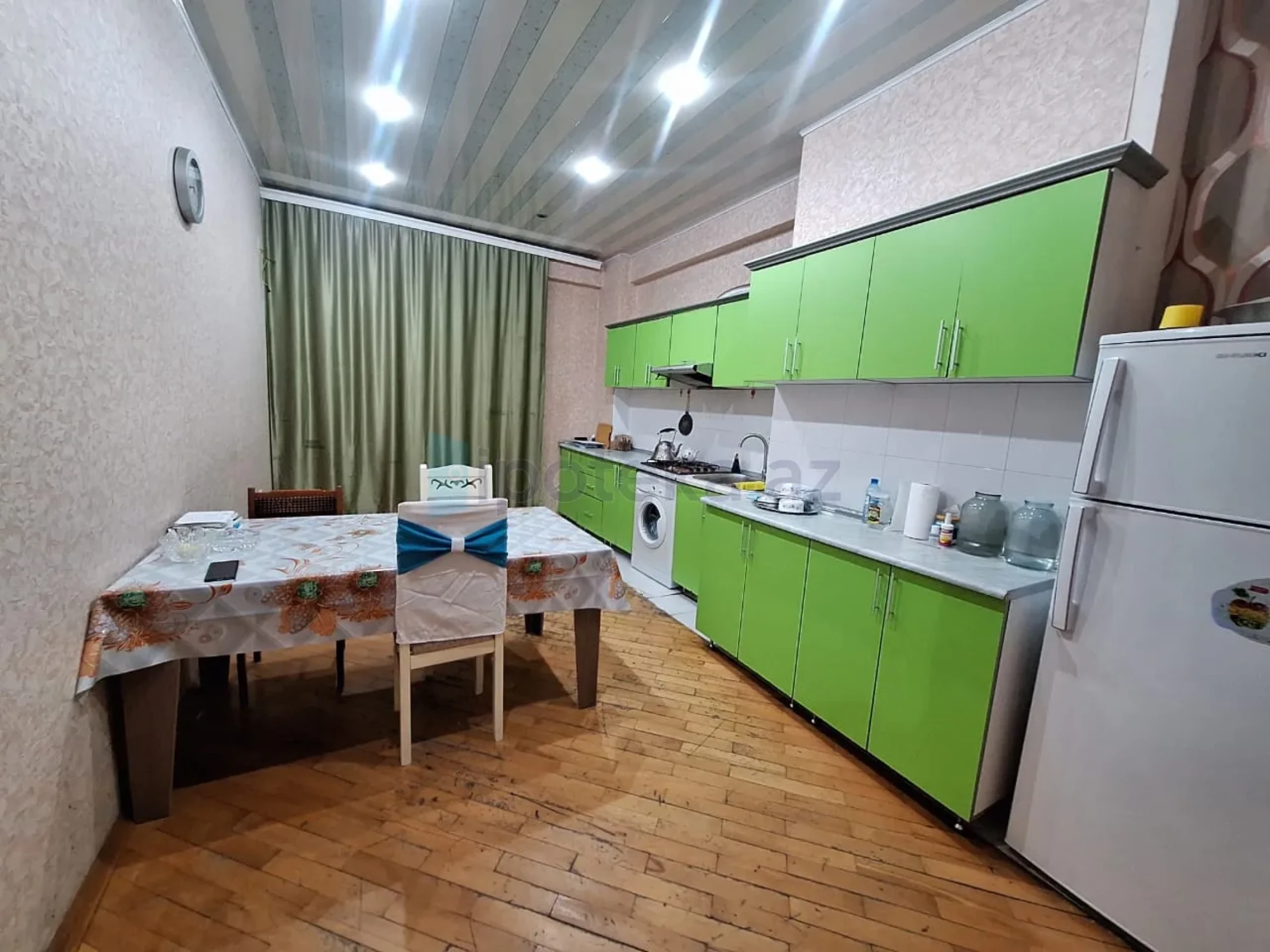 Satılır 2 otaqlı yeni tikili 117 m²