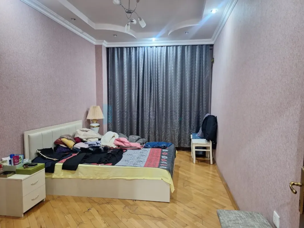 Satılır 2 otaqlı yeni tikili 117 m²