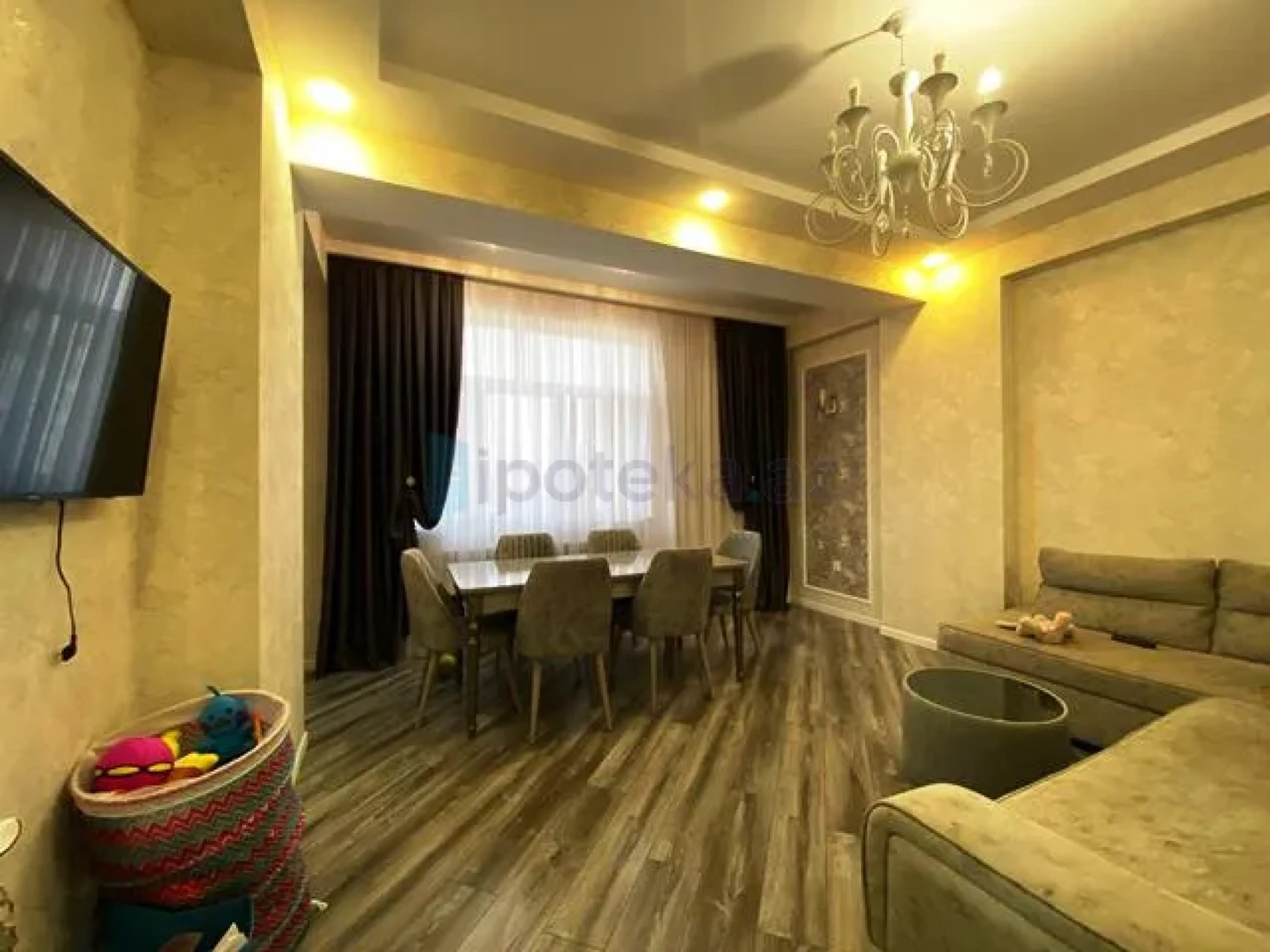 Satılır 2 otaqlı yeni tikili 75 m²