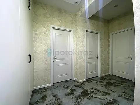 Satılır 2 otaqlı yeni tikili 75 m²