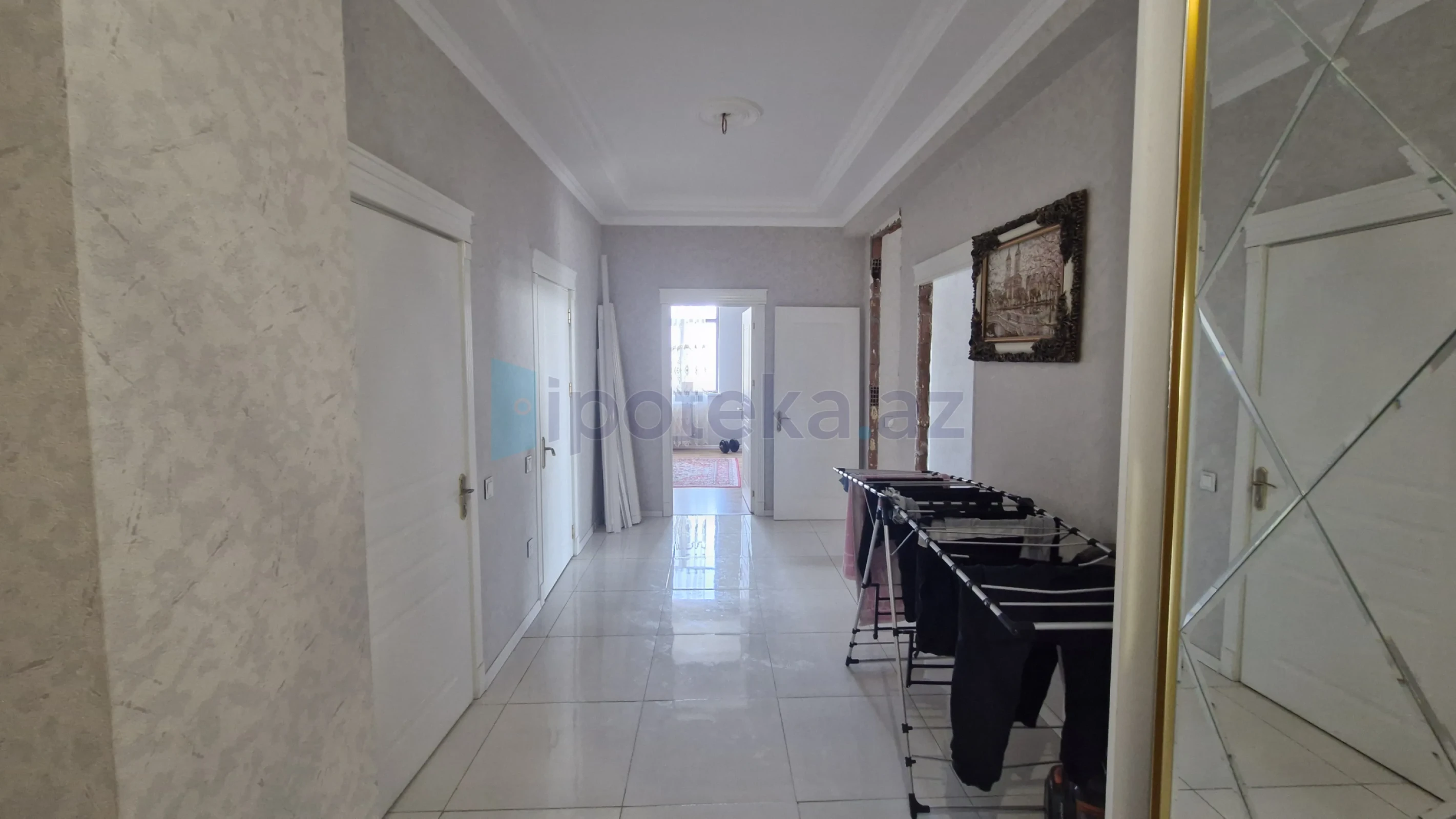 Satılır 3 otaqlı yeni tikili 105 m²