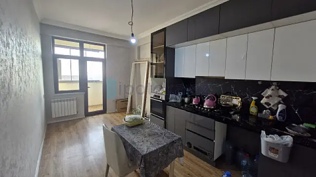 Satılır 3 otaqlı yeni tikili 105 m²