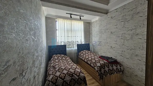 Satılır 3 otaqlı yeni tikili 105 m²
