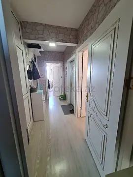 Satılır 2 otaqlı köhnə tikili 65 m²