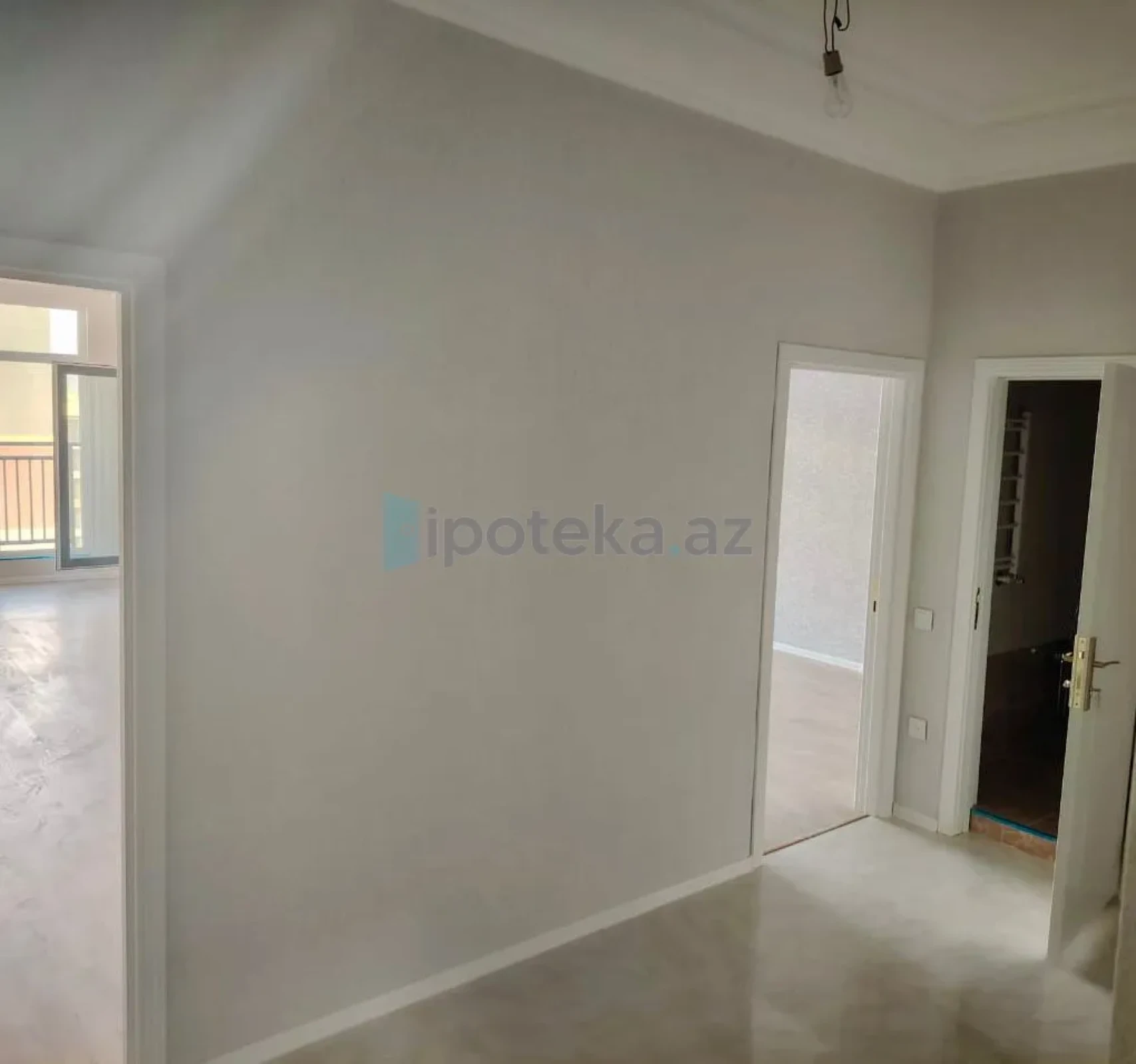 Satılır 2 otaqlı yeni tikili 77 m²