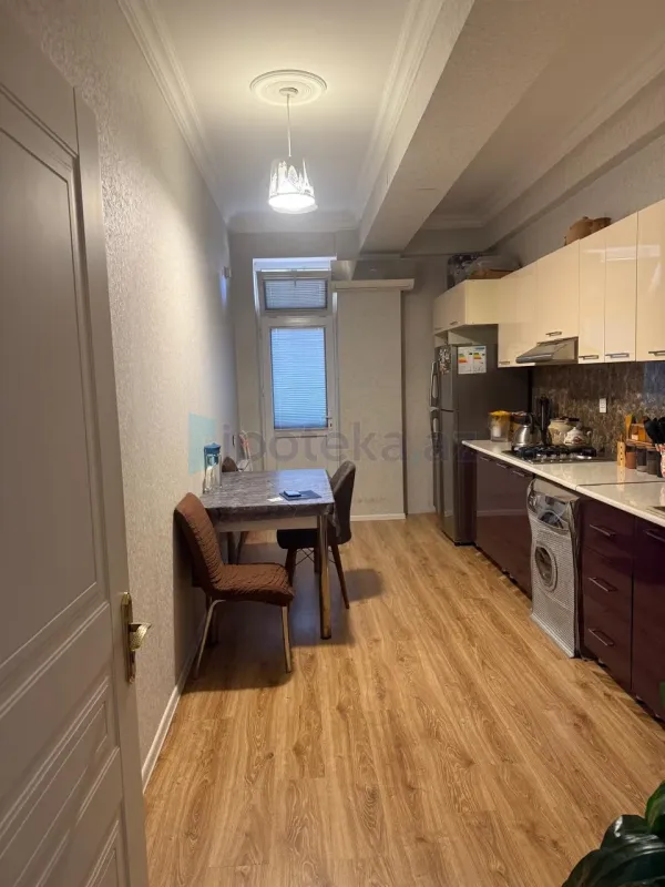 Satılır 2 otaqlı yeni tikili 55 m²