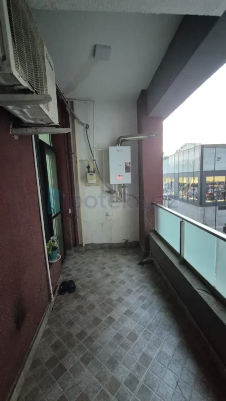 Satılır 3 otaqlı yeni tikili 82 m²