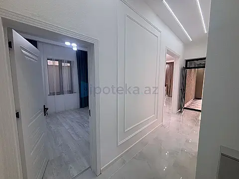 Satılır 4 otaqlı mənzil 150 m²