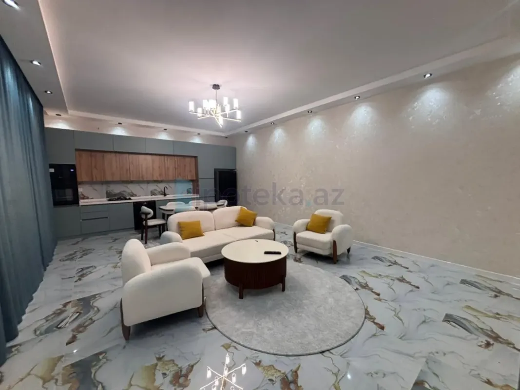 Satılır 3 otaqlı mənzil 130 m²