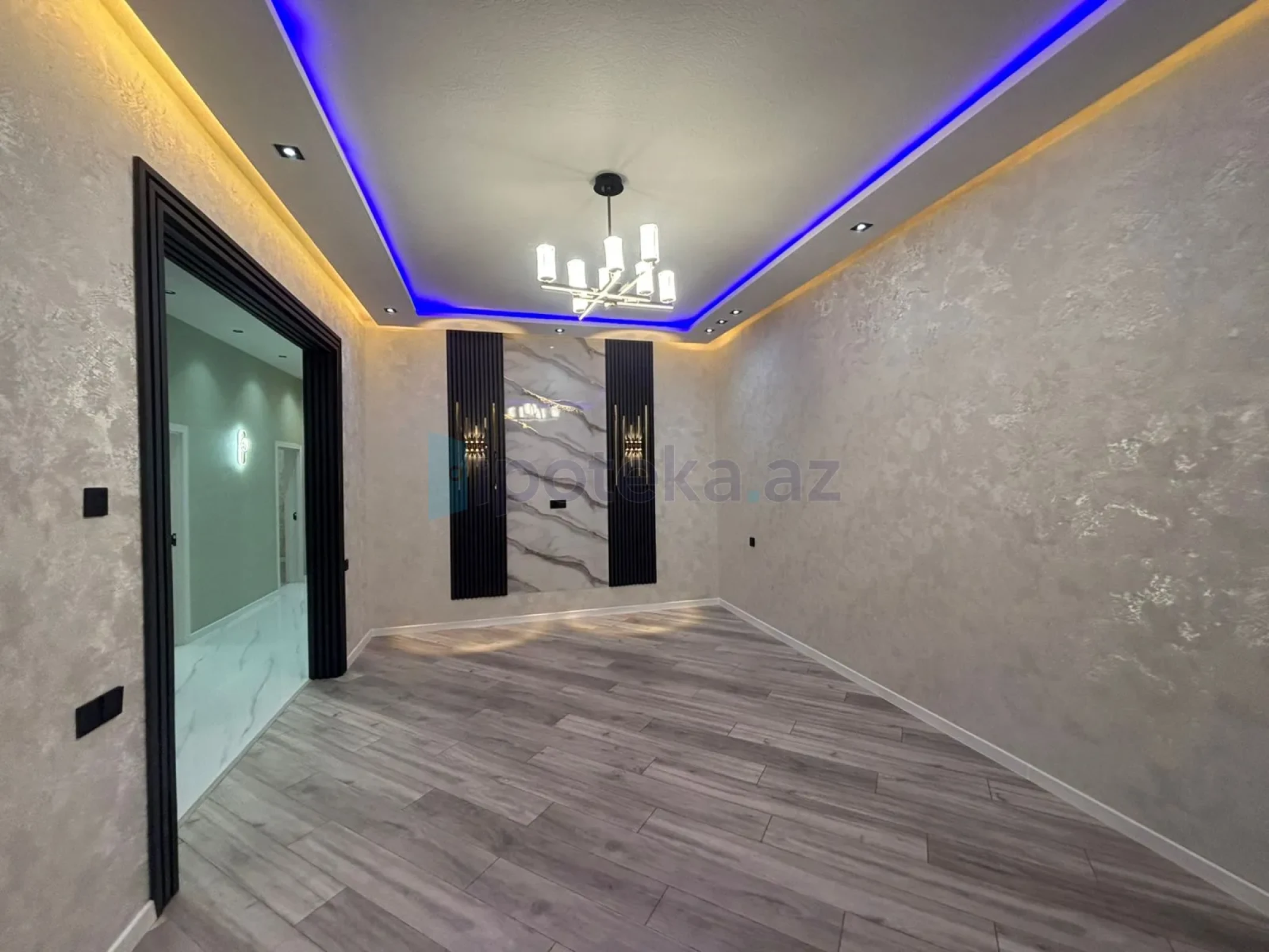 Satılır 4 otaqlı mənzil 130 m²