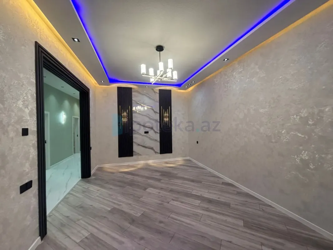 Satılır 4 otaqlı mənzil 130 m²