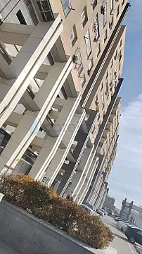 Satılır 3 otaqlı yeni tikili 83 m²
