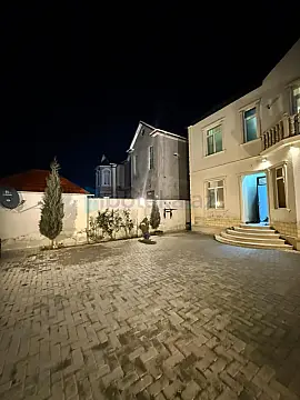 Satılır 5 otaqlı həyət evi 140 m²