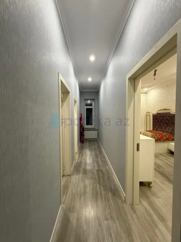 Satılır 5 otaqlı həyət evi 140 m²