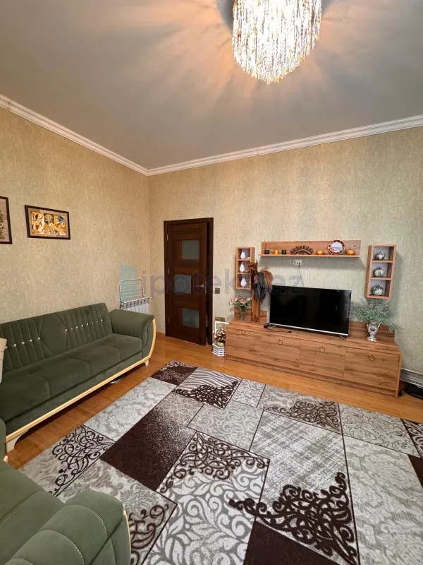 Satılır 2 otaqlı yeni tikili 50 m²