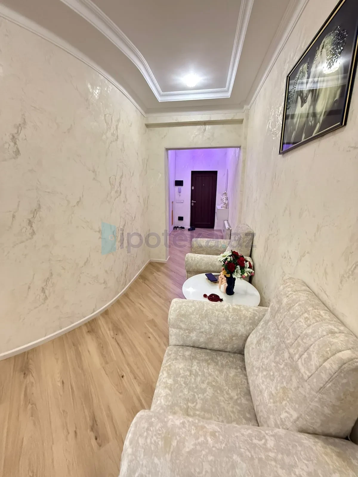 Satılır 3 otaqlı yeni tikili 130 m²