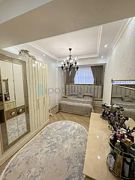 Satılır 3 otaqlı yeni tikili 130 m²