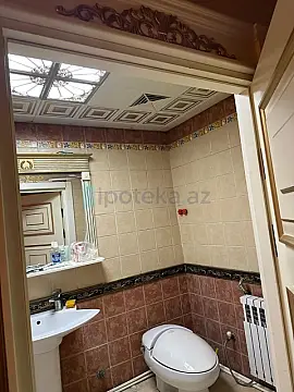 Satılır 3 otaqlı köhnə tikili 70 m²