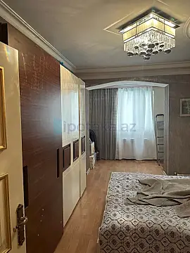 Satılır 3 otaqlı köhnə tikili 70 m²