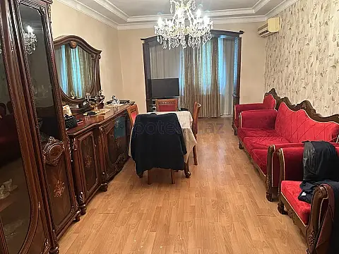 Satılır 3 otaqlı köhnə tikili 70 m² — Bakı, Nərimanov 3 otaq 70.00 m²