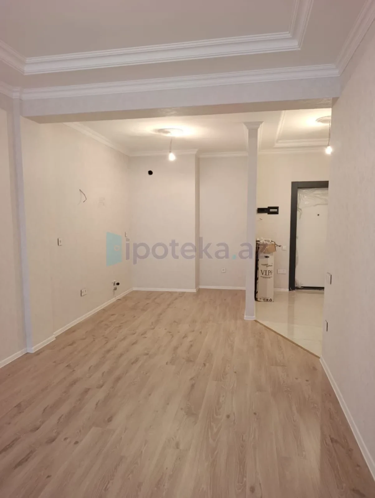 Satılır 2 otaqlı yeni tikili 64 m²