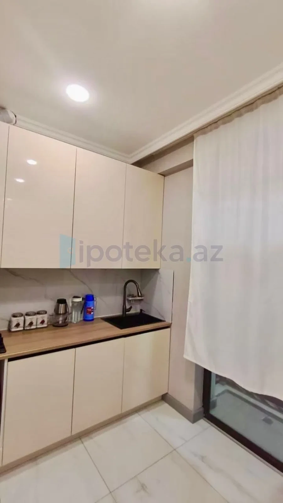 Satılır 2 otaqlı yeni tikili 68.5 m²