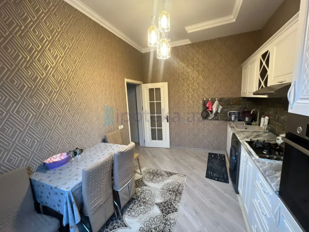 Satılır 4 otaqlı həyət evi 130 m²