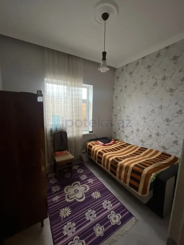 Satılır 4 otaqlı həyət evi 130 m²