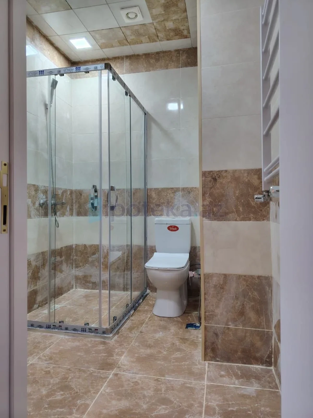 Satılır 2 otaqlı yeni tikili 72 m²