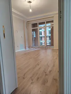 Satılır 2 otaqlı yeni tikili 72 m²