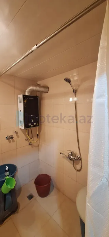 Satılır 2 otaqlı köhnə tikili 50 m²