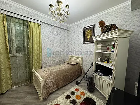 Satılır 4 otaqlı yeni tikili 130 m²