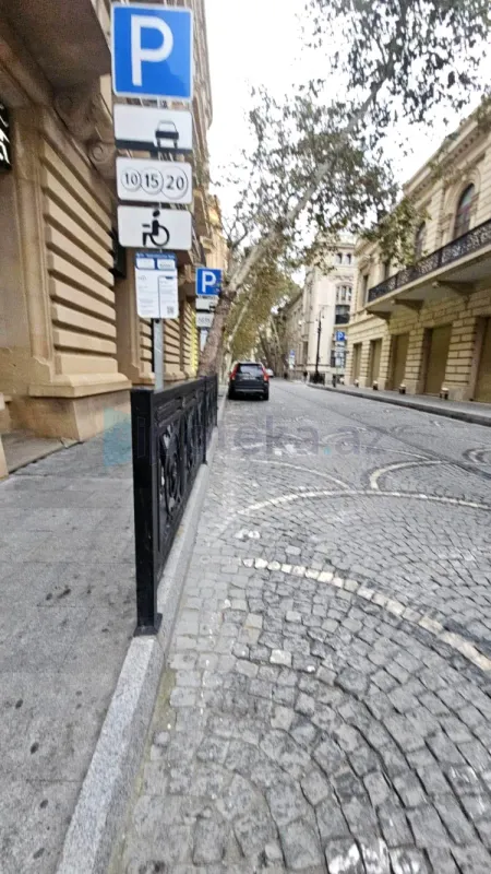 Satılır 3 otaqlı obyekt 80 m²