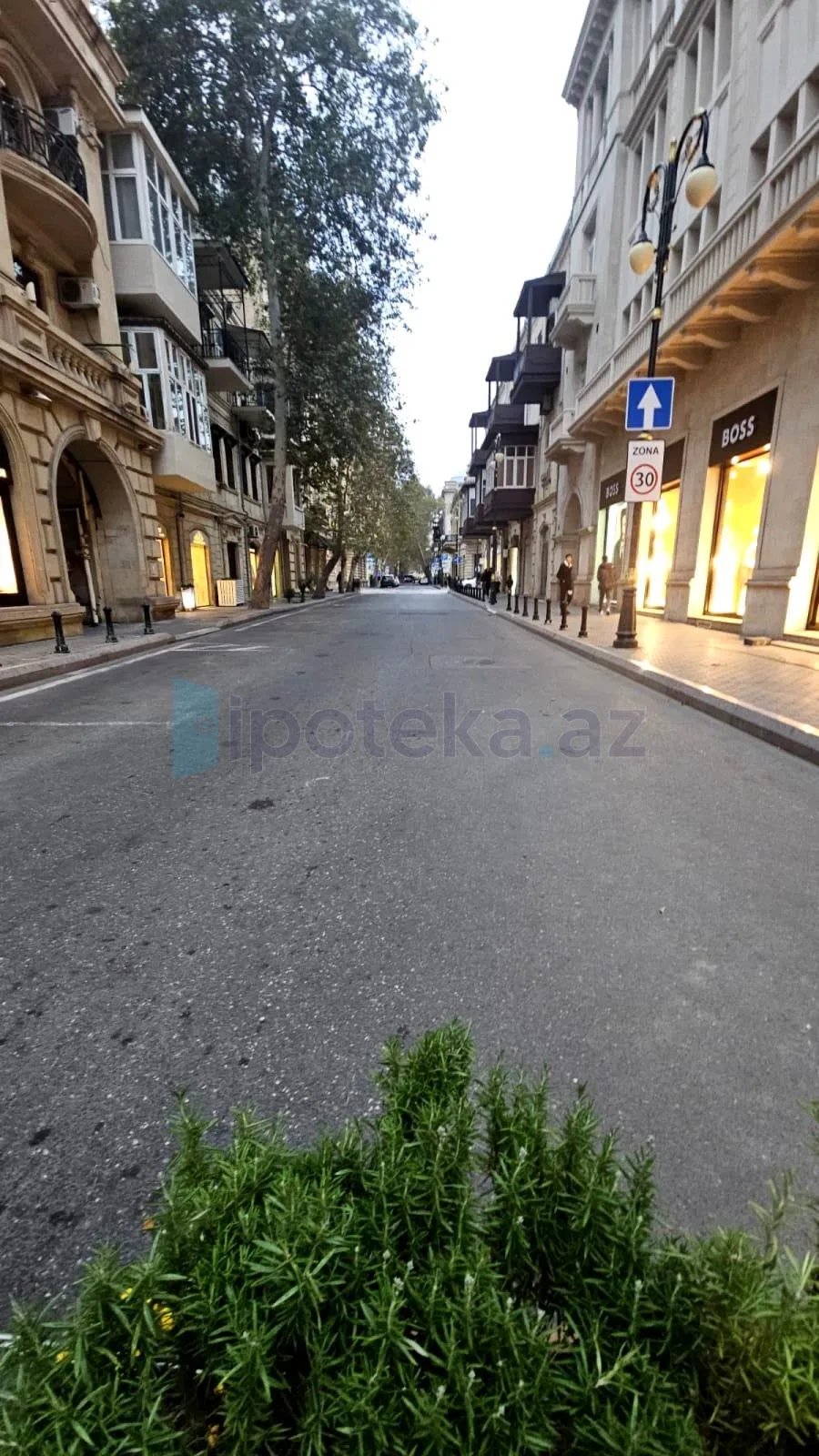 Satılır 3 otaqlı obyekt 80 m²