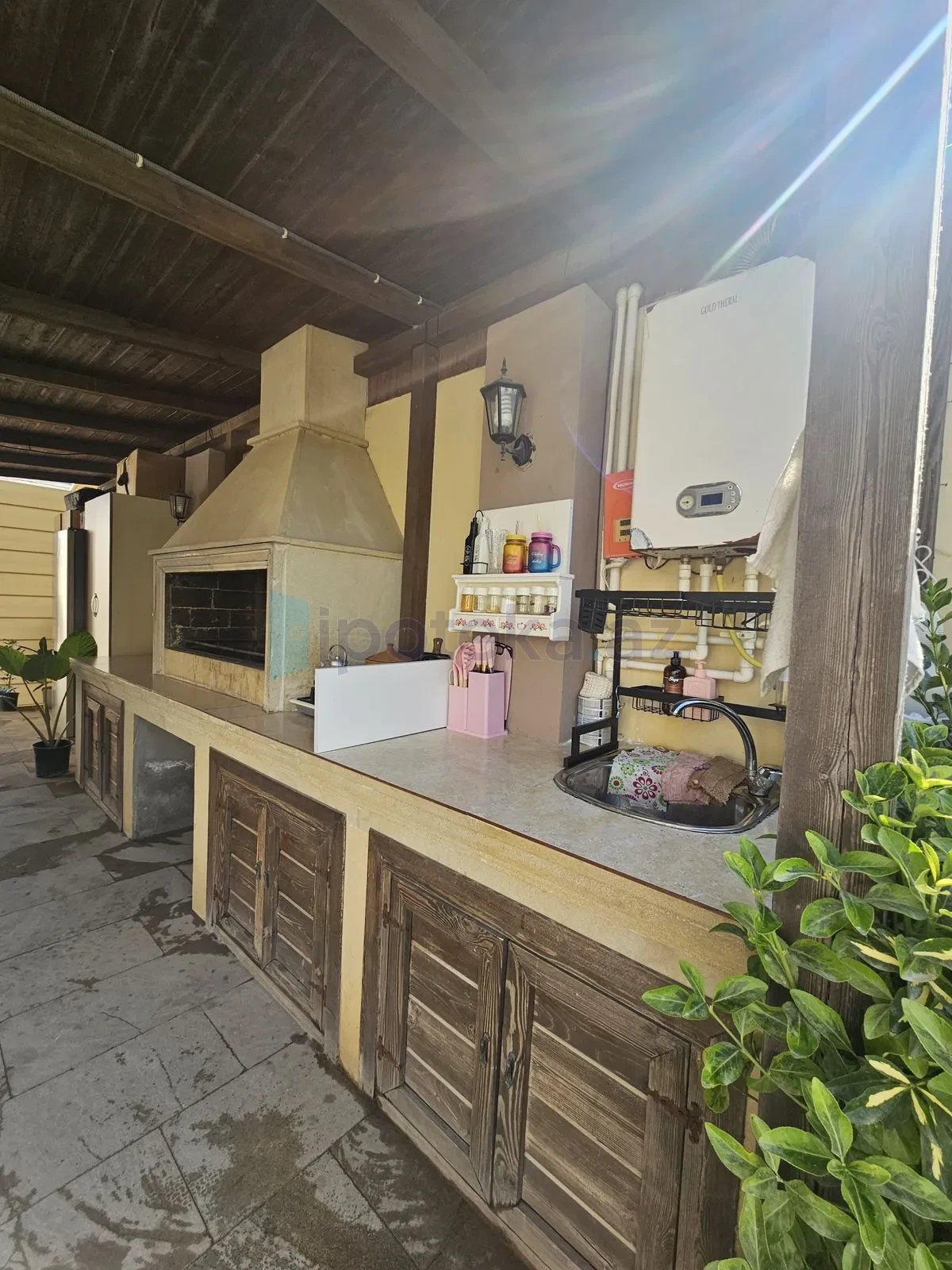 Satılır 3 otaqlı həyət evi 150 m²