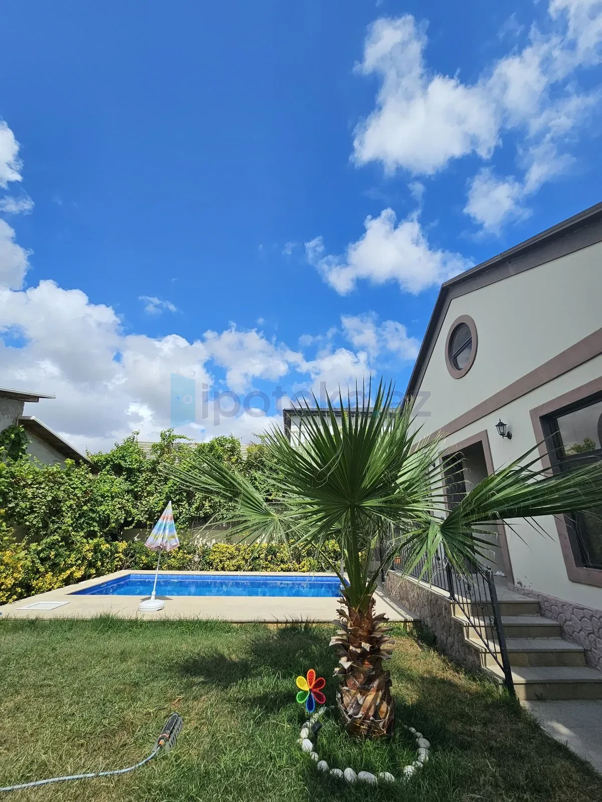 Satılır 3 otaqlı həyət evi 150 m²