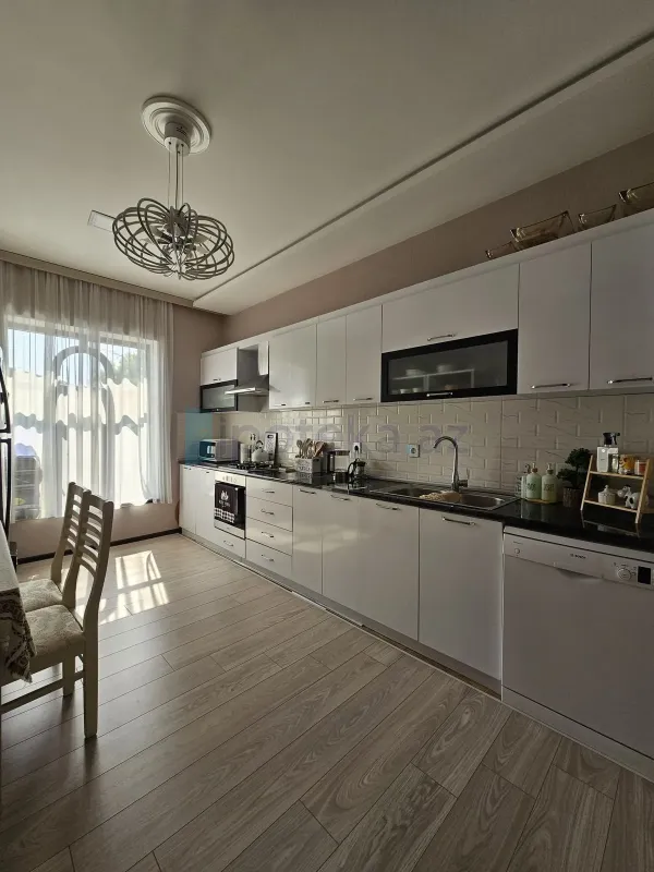 Satılır 3 otaqlı həyət evi 150 m²