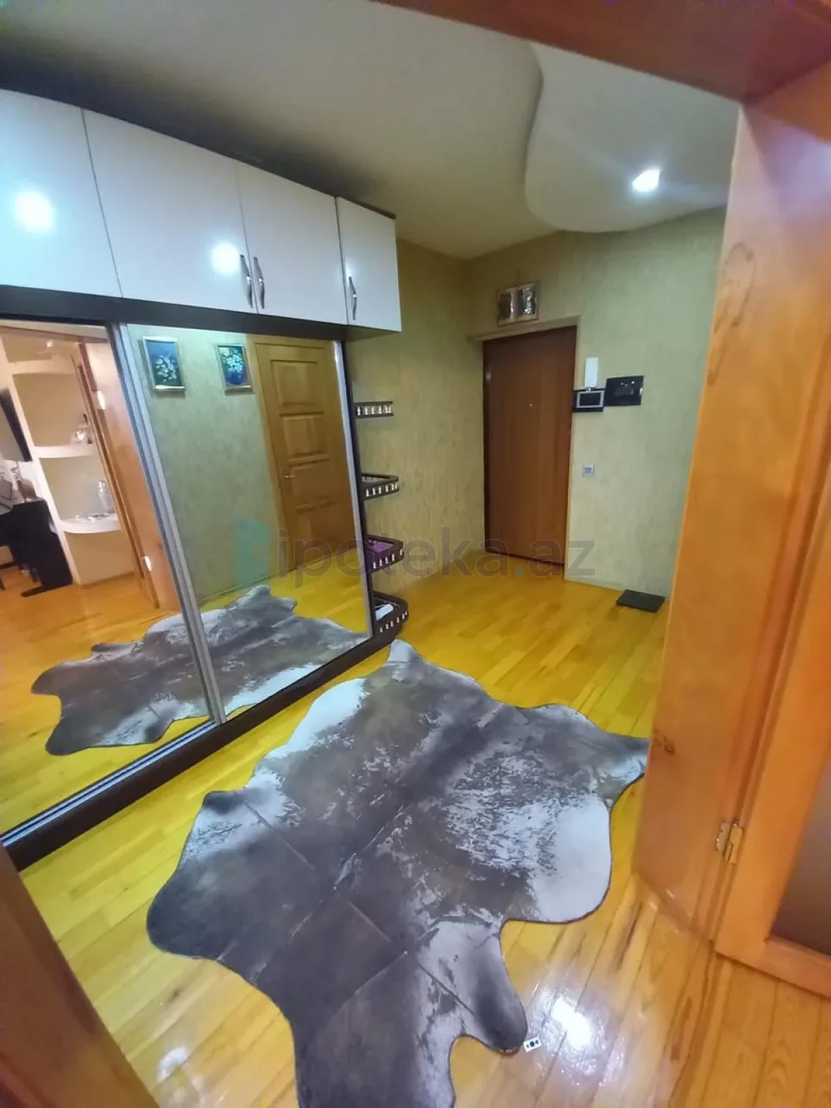 Satılır 3 otaqlı yeni tikili 82 m²