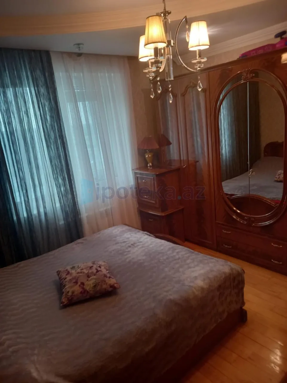 Satılır 3 otaqlı yeni tikili 82 m²