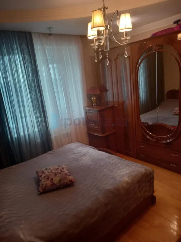 Satılır 3 otaqlı yeni tikili 82 m²